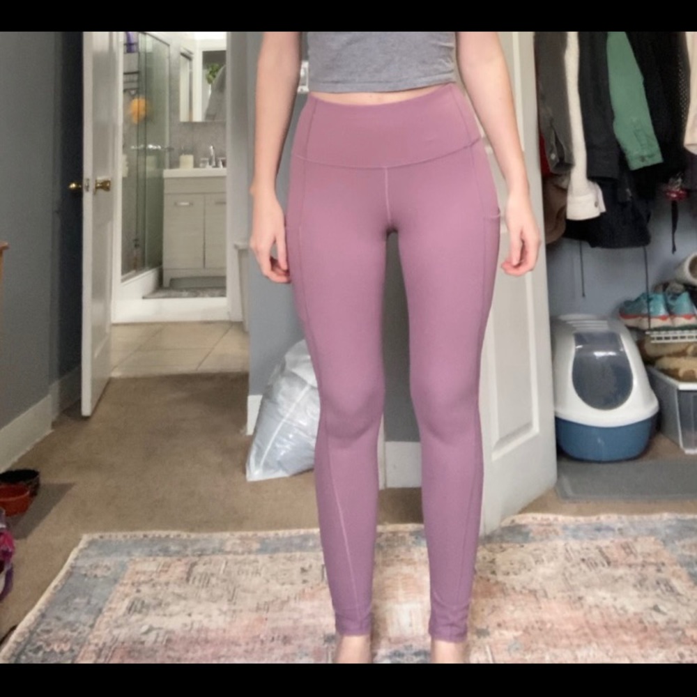 Phisockat medium leggings in purple